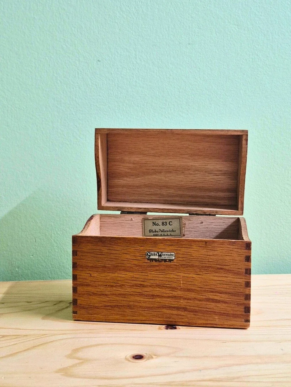 Vintage Globe-Wernicke Solid Oak Dovetail Recipe Box